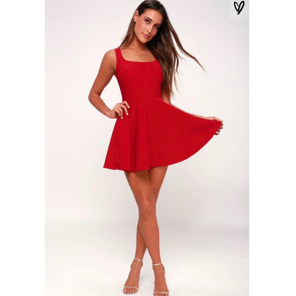 LULUS RED SKATER DRESS 🌹🌹